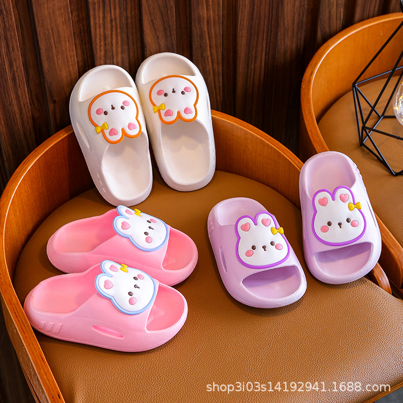 Kids Indoor Outdoor Slippers - 여름 아동용 만화 캐릭터 두꺼운 밑창